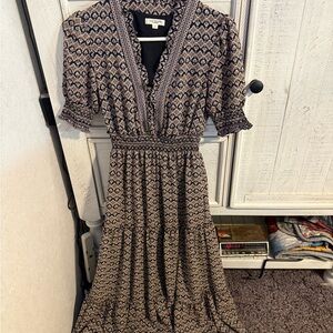 Max Studio Black and Cream Patterned Maxi Dress